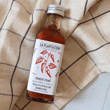 Charger l'image dans la galerie, Sauce piquante au Piment Fumé & Poivre de Kampot – La Plantation