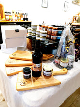 Charger l'image dans la galerie, Planche à Découper en Bois Massif en Frêne – Artisanat Local en Aveyron