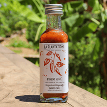 Charger l'image dans la galerie, Sauce piquante au Piment Fumé &amp; Poivre de Kampot – La Plantation

